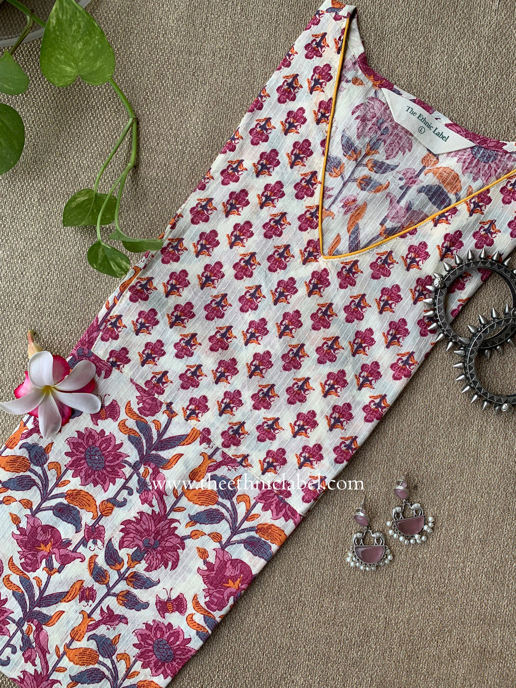 "Pratibha" Booti Cotton kurta