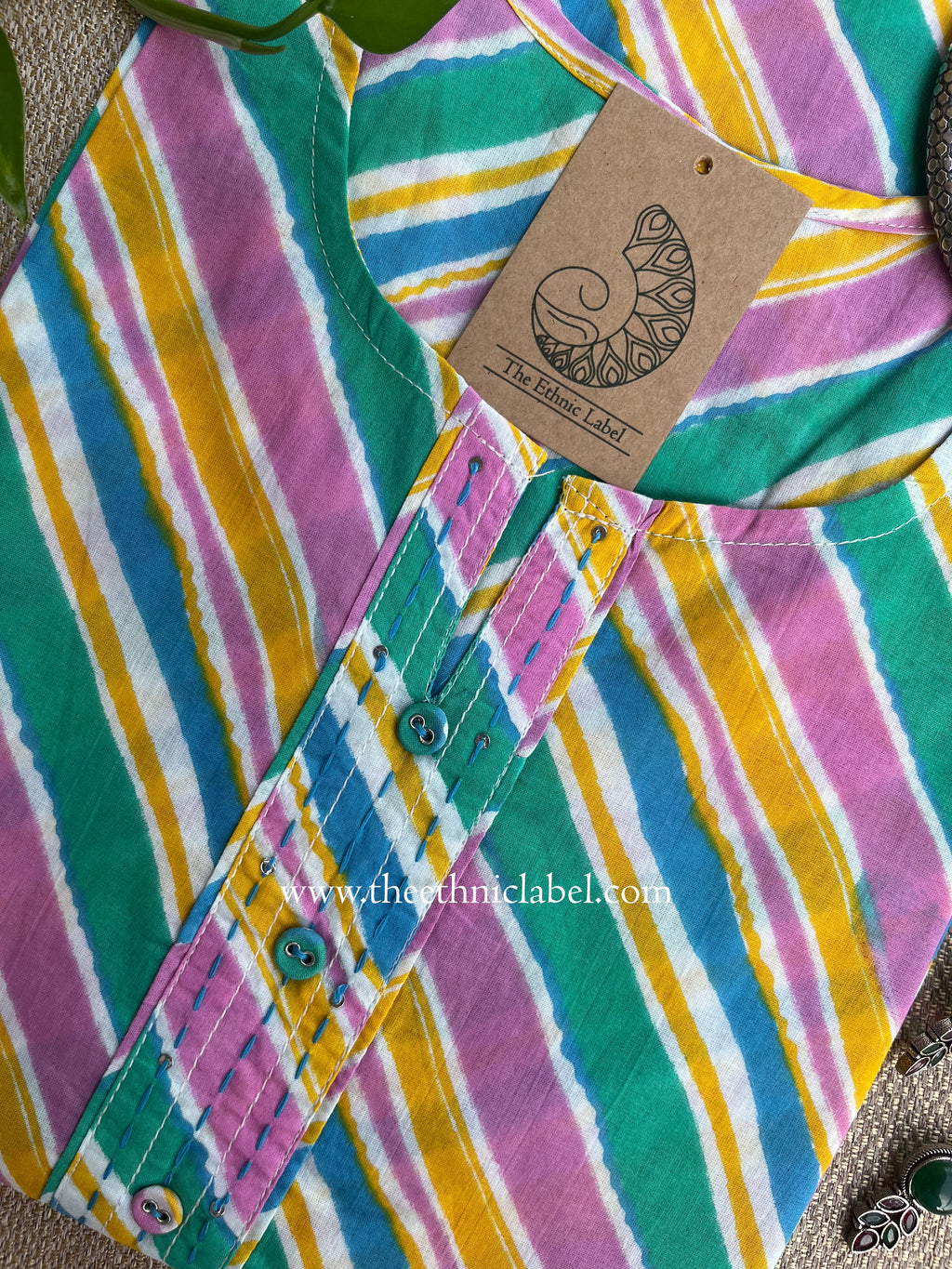 "Multicolour" Lehriya Cotton kurta-L