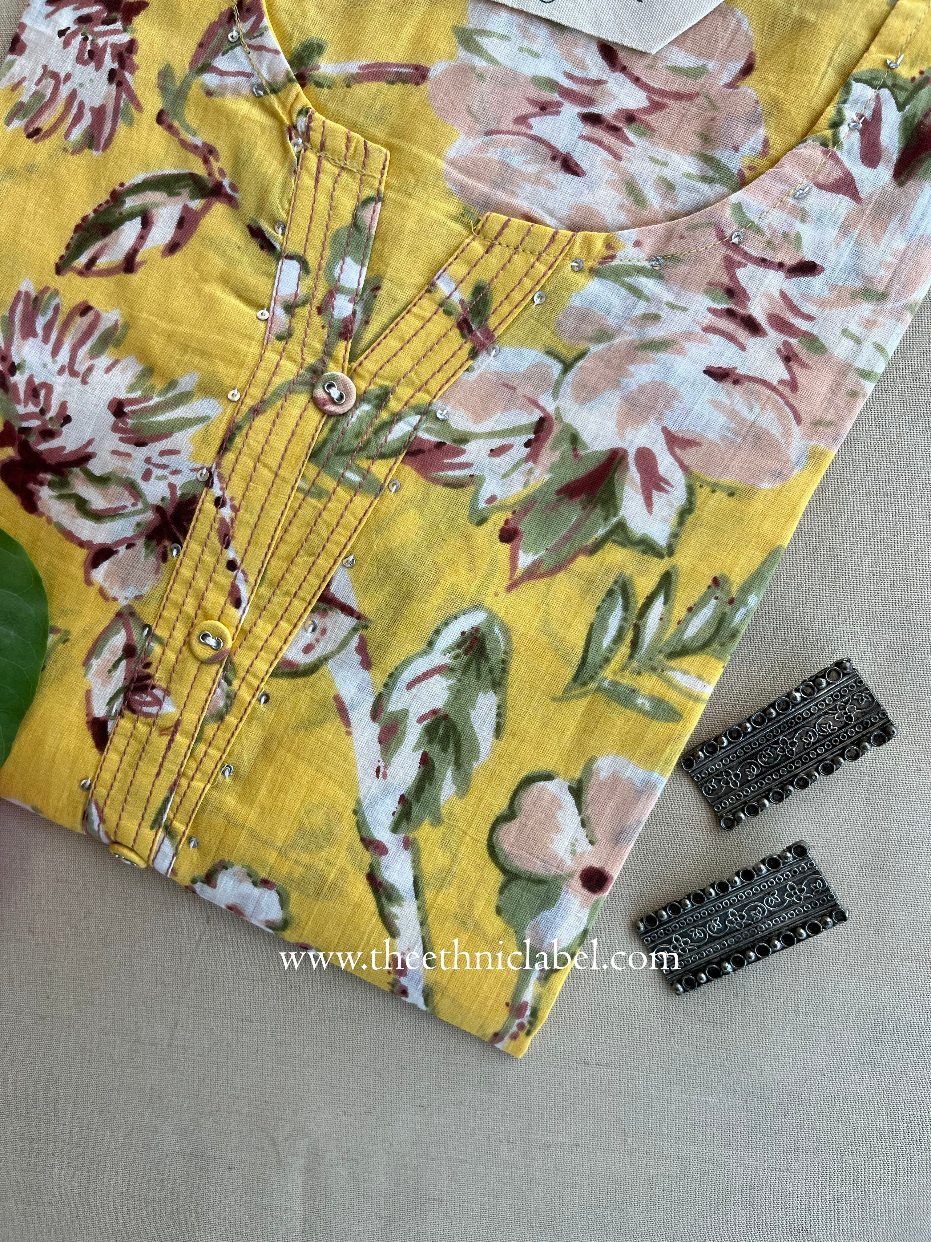 "Peet" Buttoned Cotton kurta
