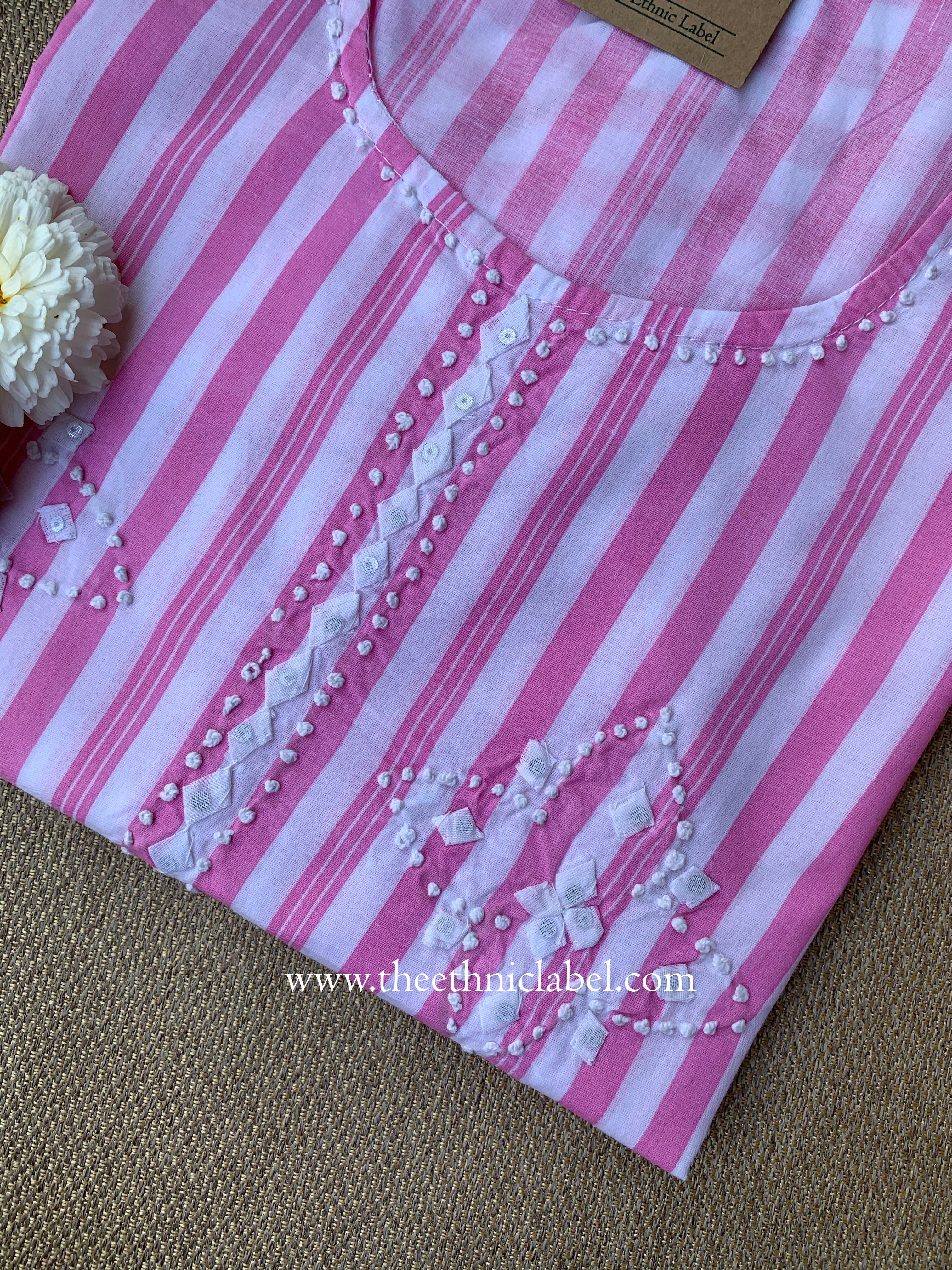 "Kumud" Embroidered Cotton kurta