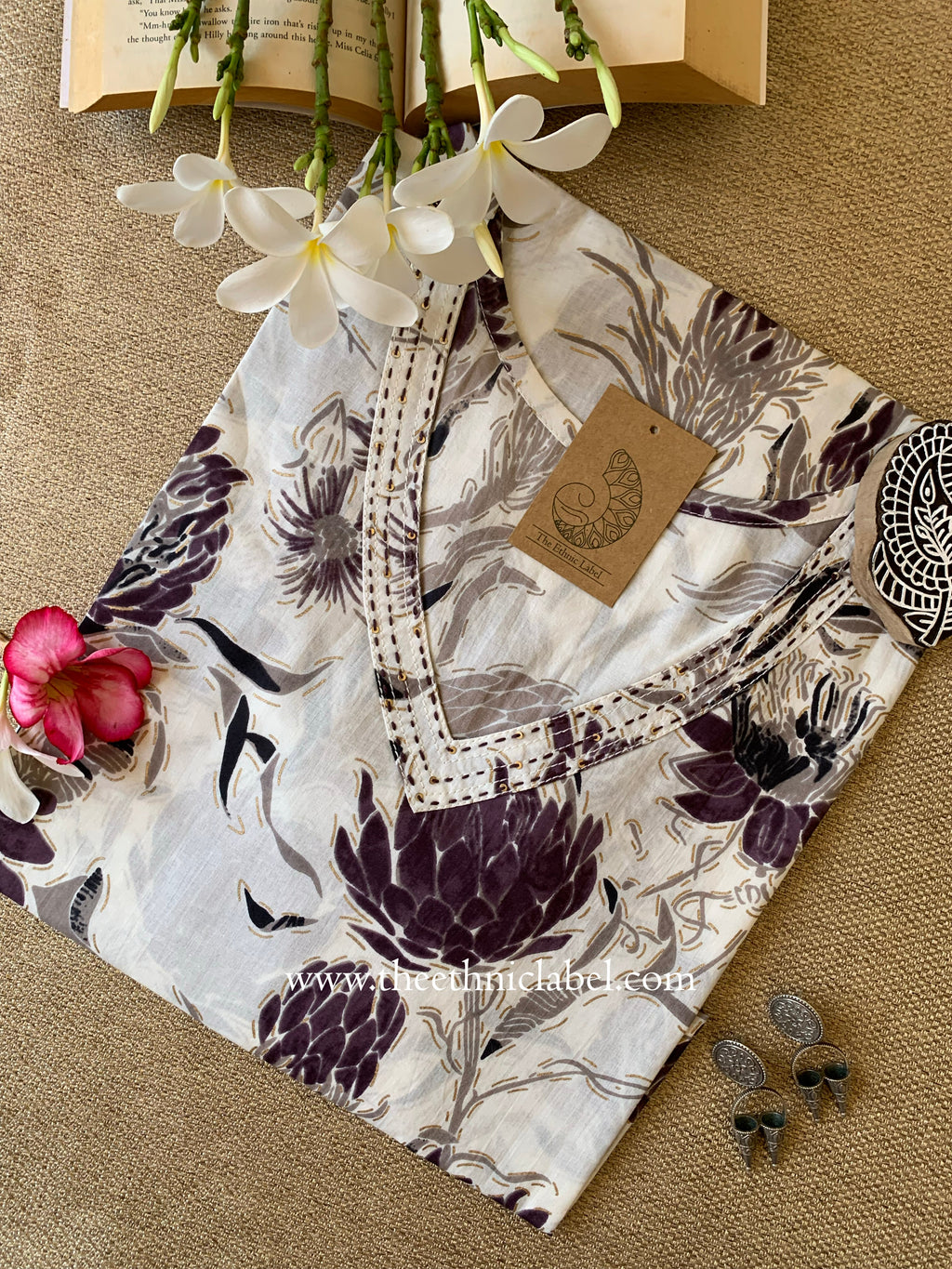 "Pranaya" Cream Cotton kurta - Big Size