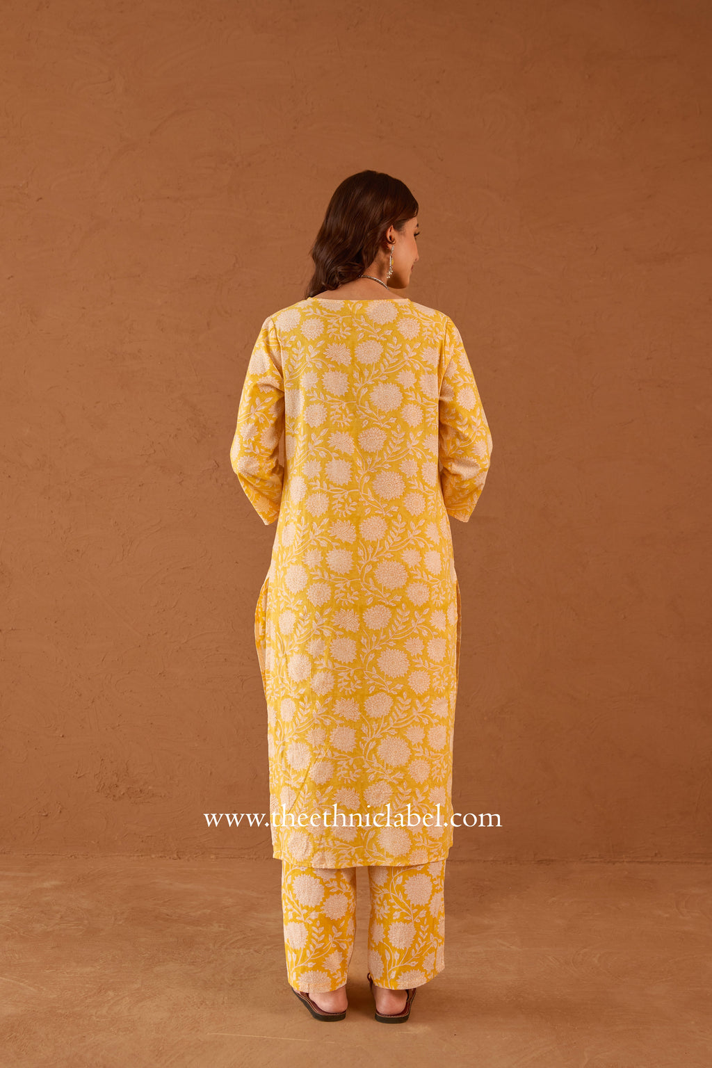 Prajvala Hand Embroidered Kurta and Pants Co-ord set - 2pc
