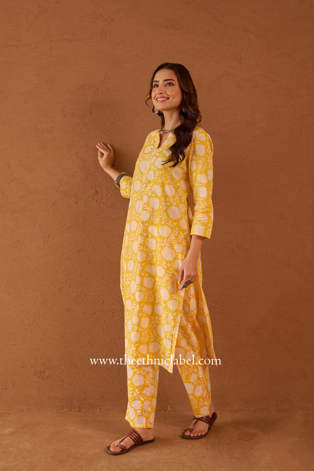 Prajvala Hand Embroidered Kurta and Pants Co-ord set - 2pc