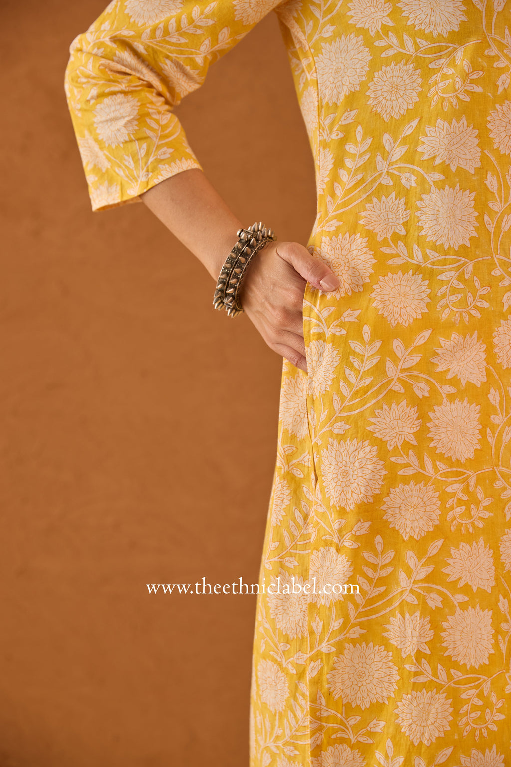 Prajvala Hand Embroidered Kurta and Pants Co-ord set - 2pc