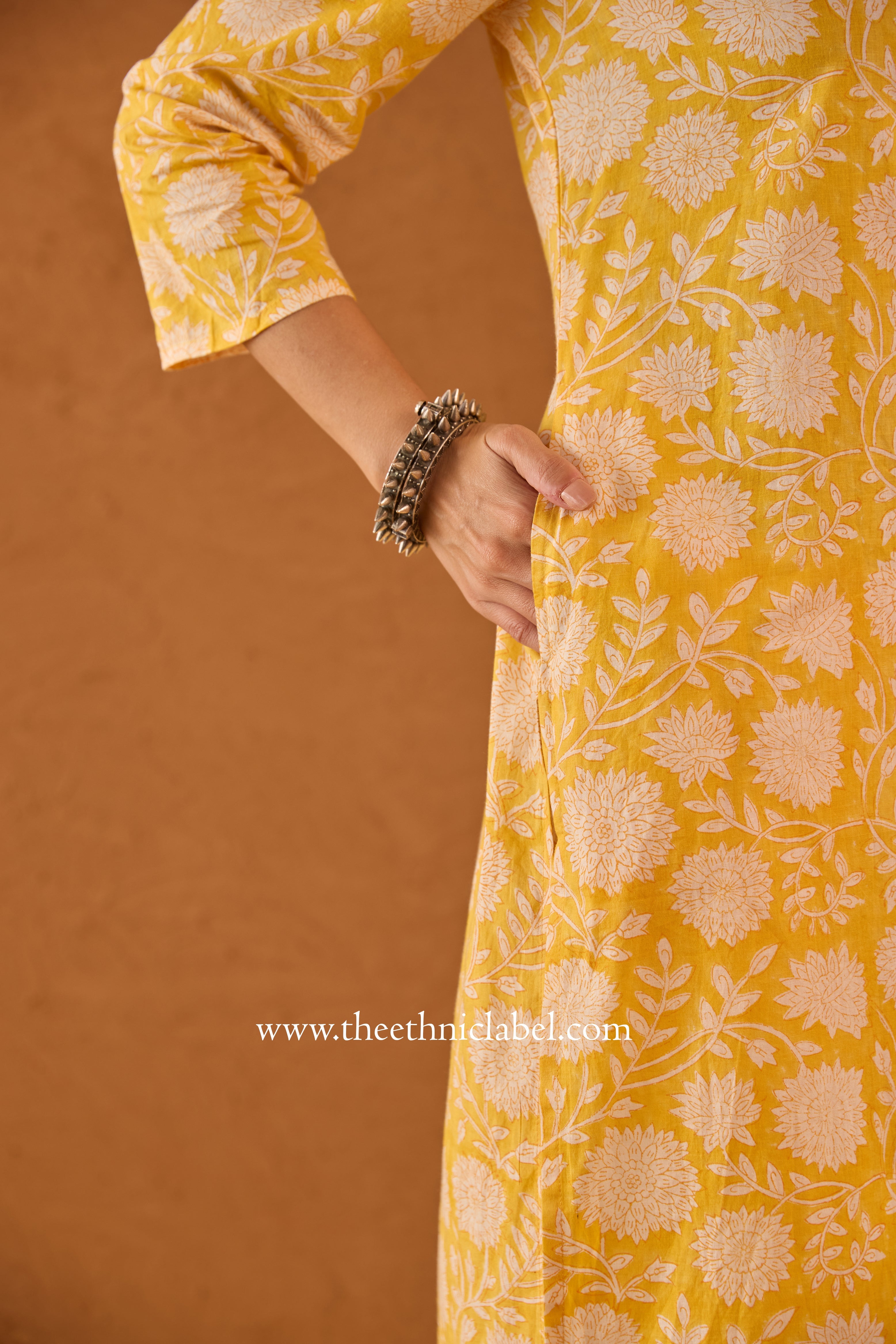 Prajvala Hand Embroidered Kurta and Pants Co-ord set - 2pc