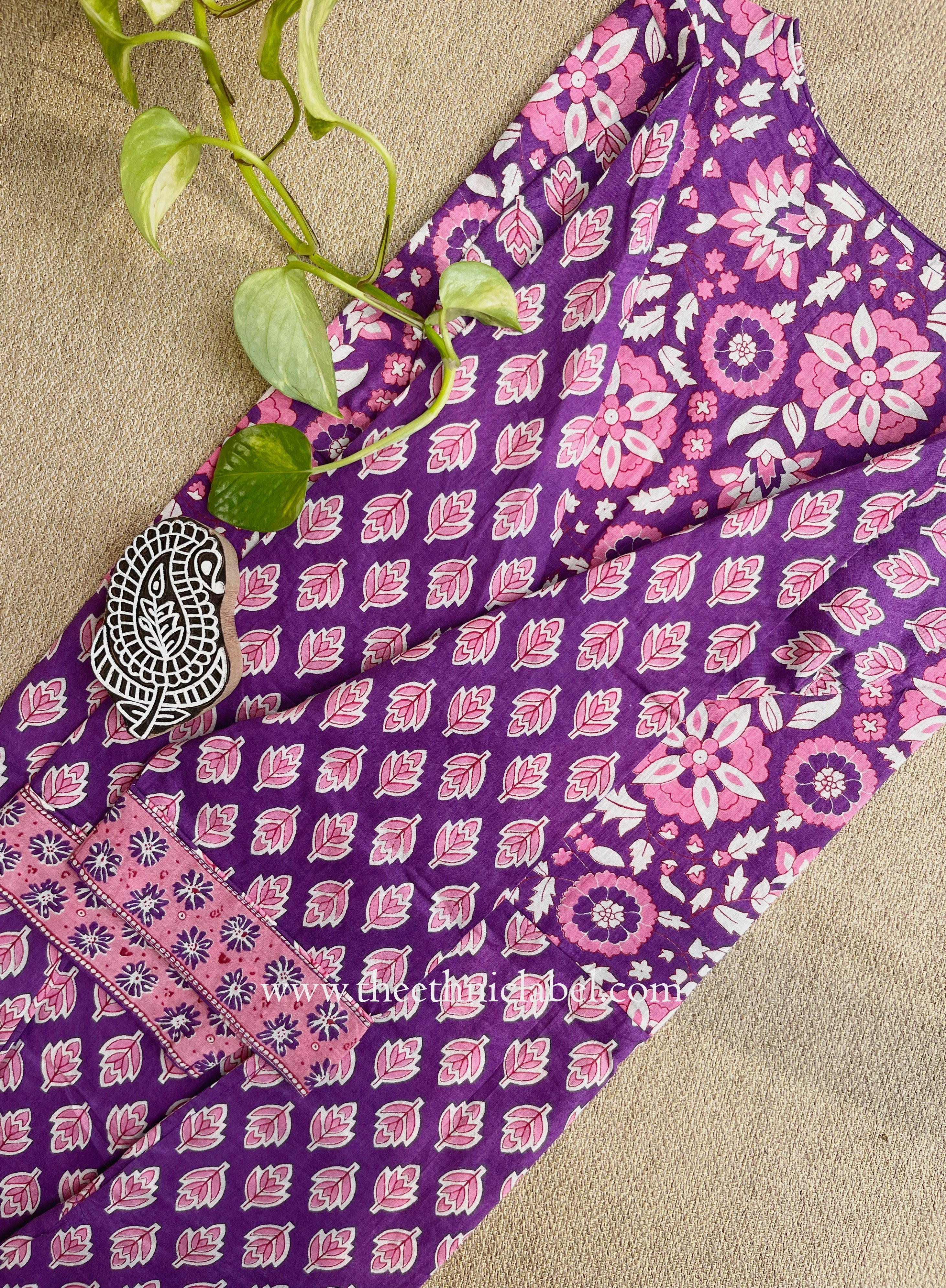 "Noorvy" Jaal Printed Cotton kurta