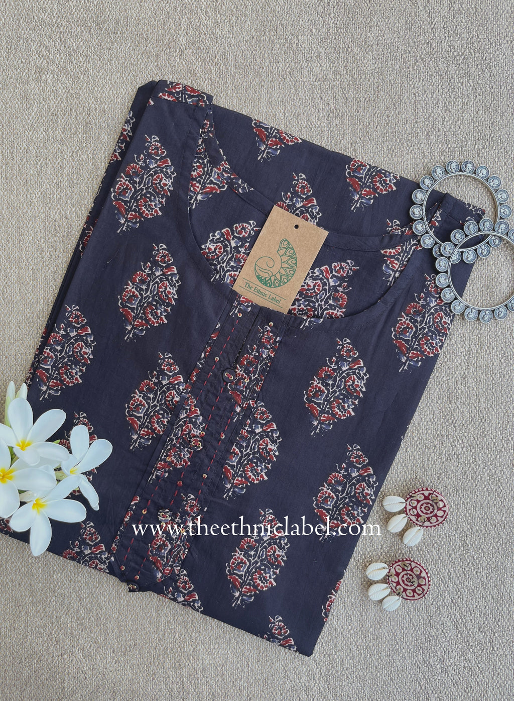 "Nagma" Black Cotton kurta - Big Size