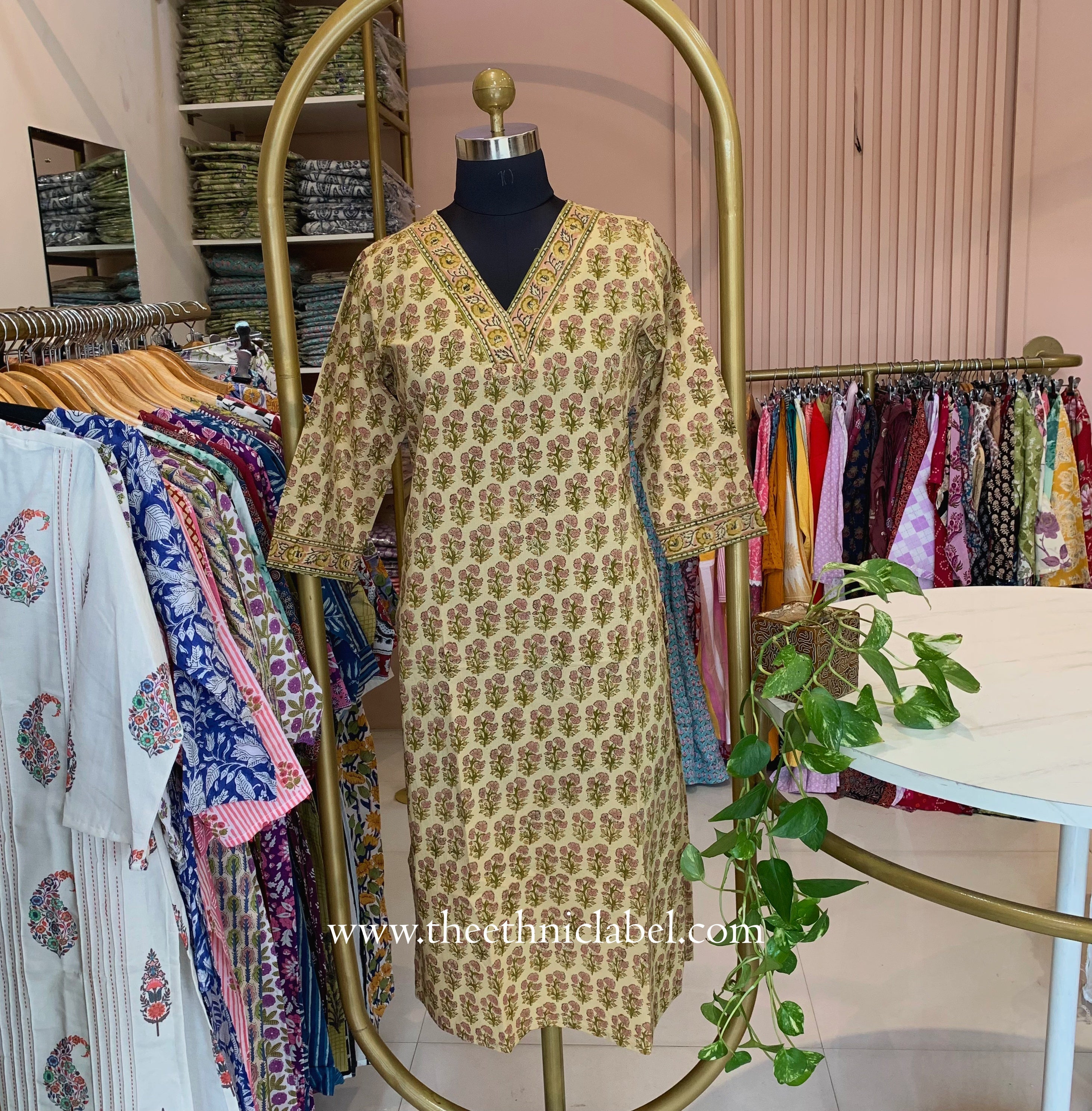 "Mittika" Hand Block Printed Bagru Cotton kurta