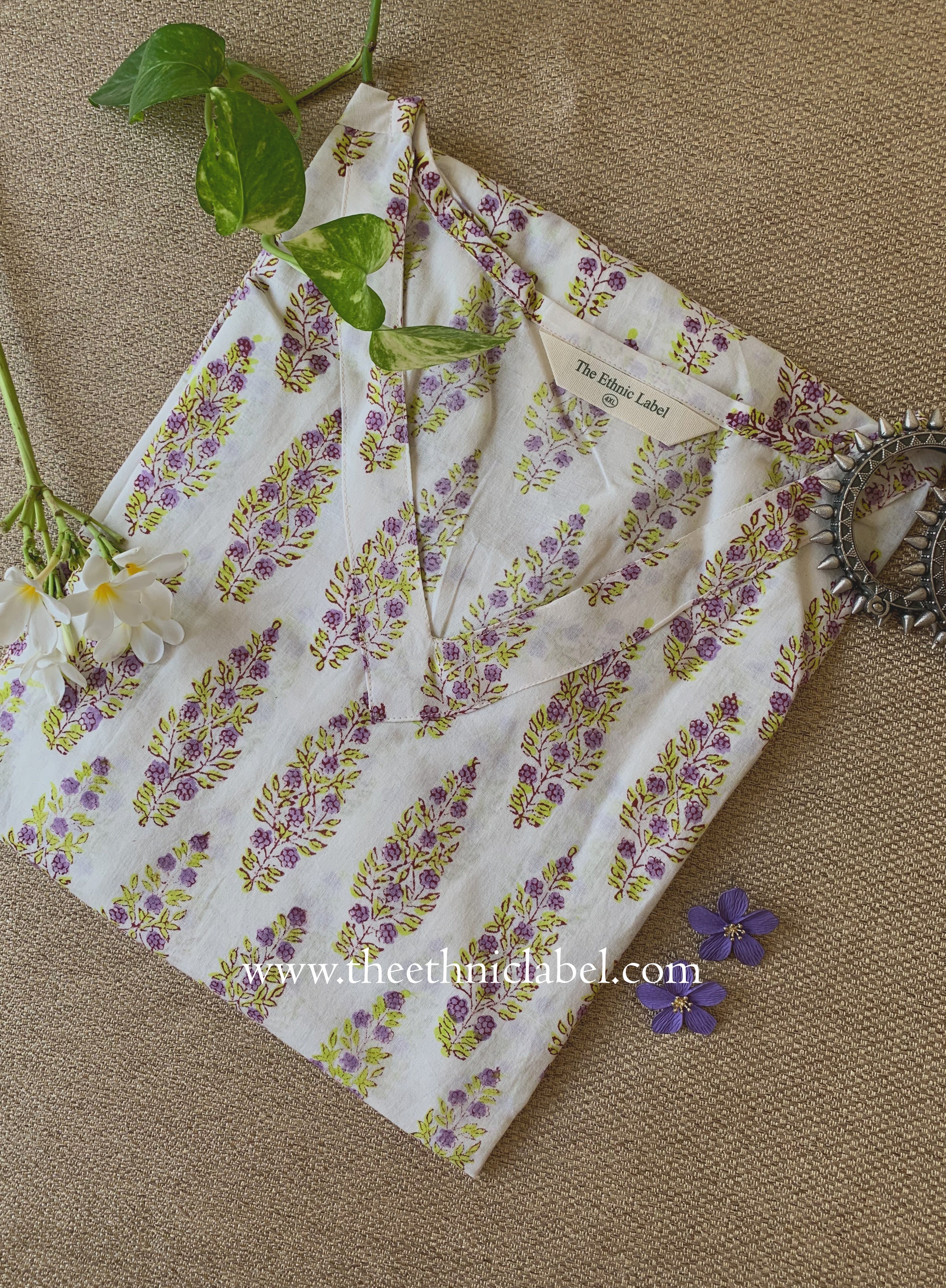 "Zareen" White Block Printed Cotton kurta - Big Size
