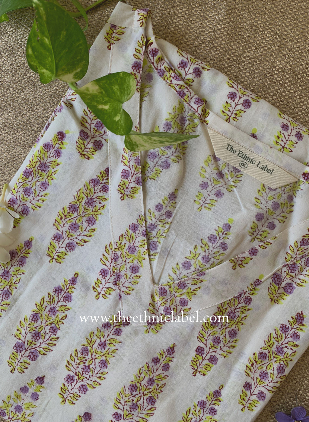 "Zareen" White Block Printed Cotton kurta - Big Size