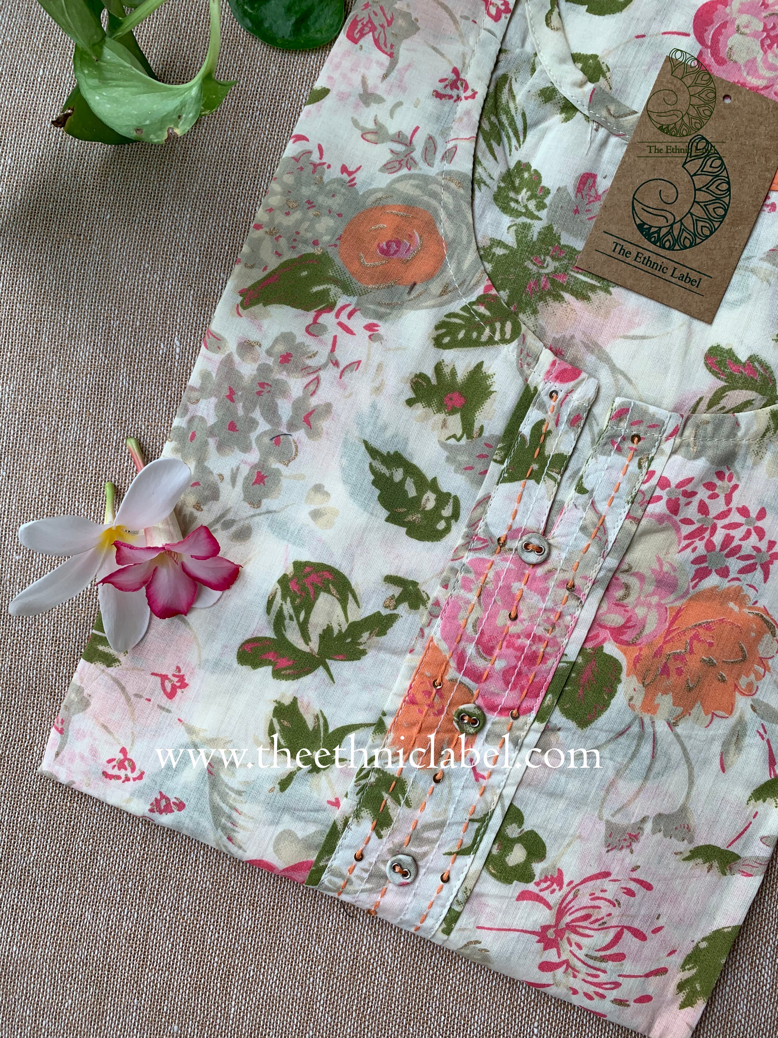 "Vida" Kantha Buttoned Cotton kurta